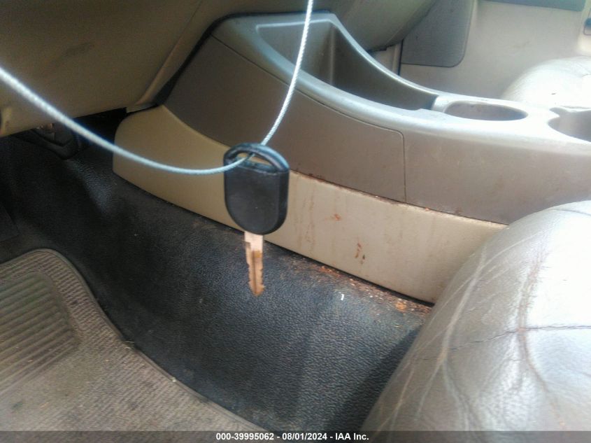 2004 Ford Explorer Sport Trac Adrenalin/Xls/Xlt VIN: 1FMZU77K04UB73152 Lot: 39995062