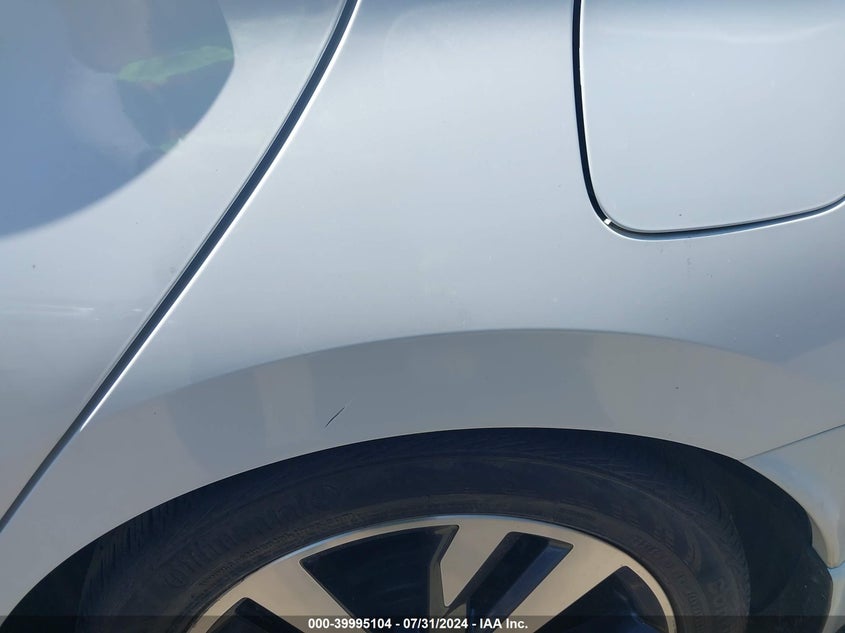 2020 Nissan Versa Sr VIN: 3N1CN8FV8LL868693 Lot: 39995104