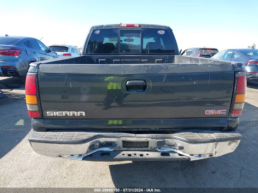 2005 GMC New Sierra C1500 VIN: 2GTEC19V451111583 Lot: 39995130