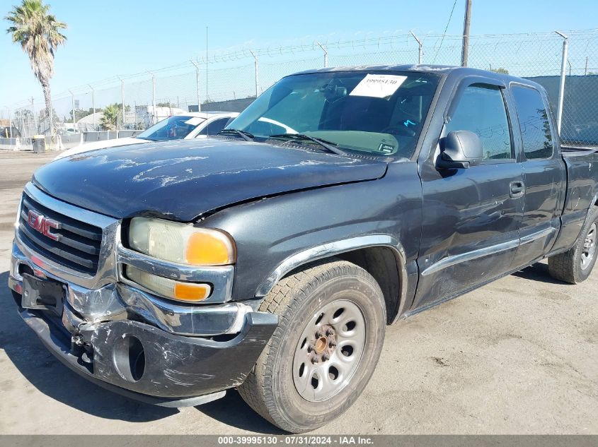 2005 GMC New Sierra C1500 VIN: 2GTEC19V451111583 Lot: 39995130