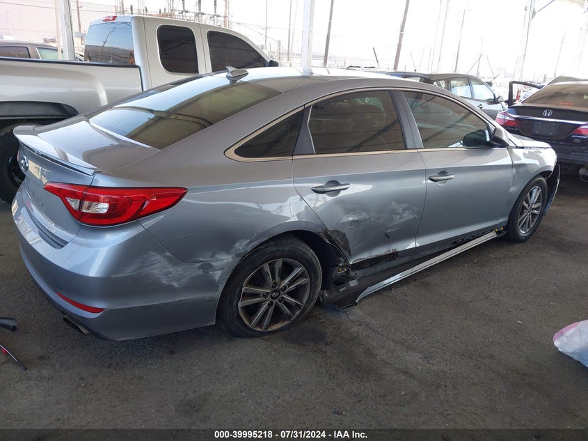VIN 5NPE24AF0HH558889 2017 HYUNDAI SONATA SE