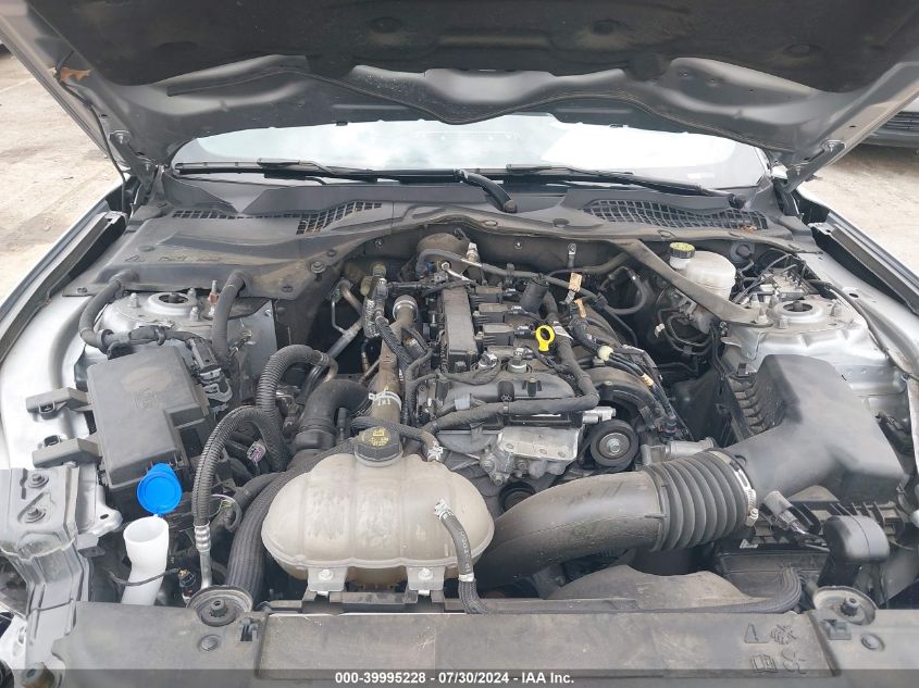 2022 Ford Mustang Ecoboost Premium VIN: 1FATP8UH6N5102670 Lot: 39995228