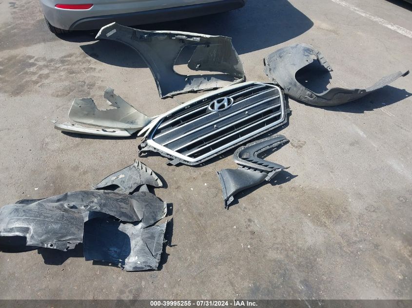 2017 Hyundai Elantra Se VIN: 5NPD74LFXHH065604 Lot: 39995255