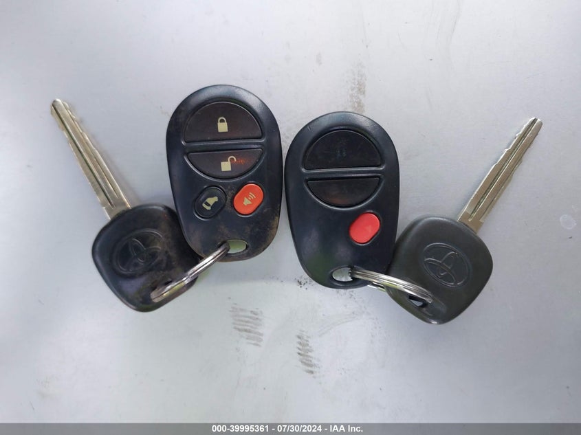 2004 Toyota Sienna Le VIN: 5TDZA23C74S117860 Lot: 39995361