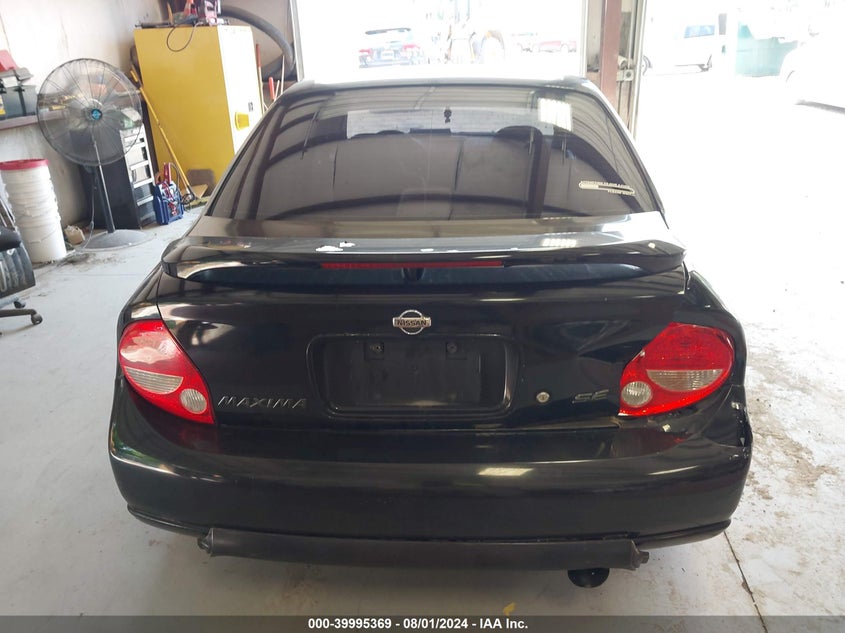 2000 Nissan Maxima Gle/Gxe/Se VIN: JN1CA31D7YT537040 Lot: 39995369