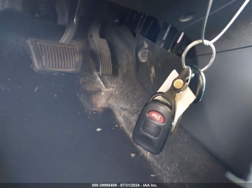 2014 Hyundai Accent Gs VIN: KMHCT5AE5EU181135 Lot: 39995409