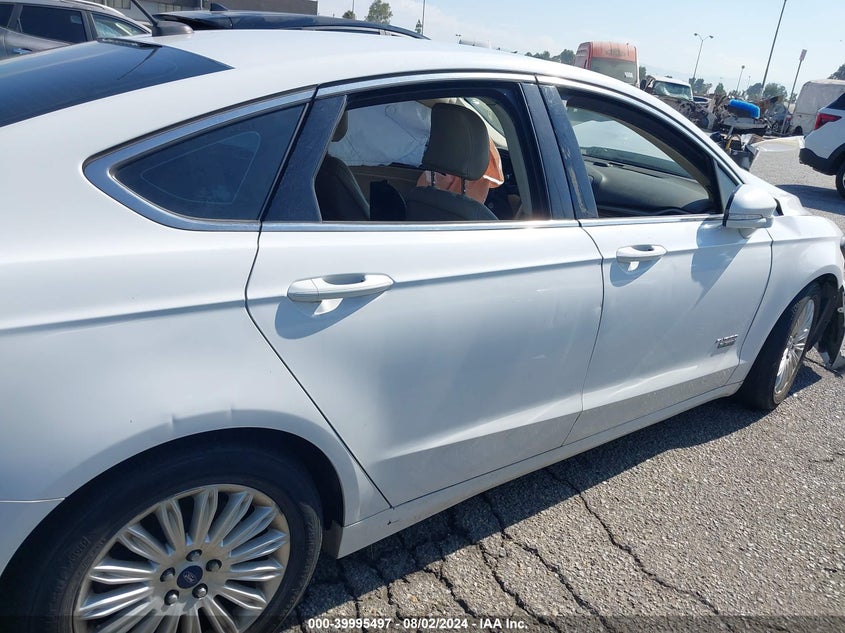 2015 Ford Fusion Energi Se Luxury VIN: 3FA6P0PUXFR214247 Lot: 39995497