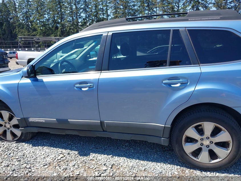 2010 Subaru Outback 2.5I Premium VIN: 4S4BRBCC4A3370797 Lot: 39995591