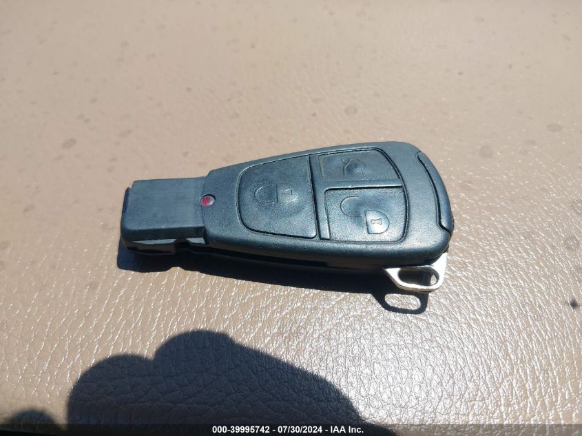 2000 Mercedes-Benz E 430 VIN: WDBJF70J5YB038360 Lot: 39995742