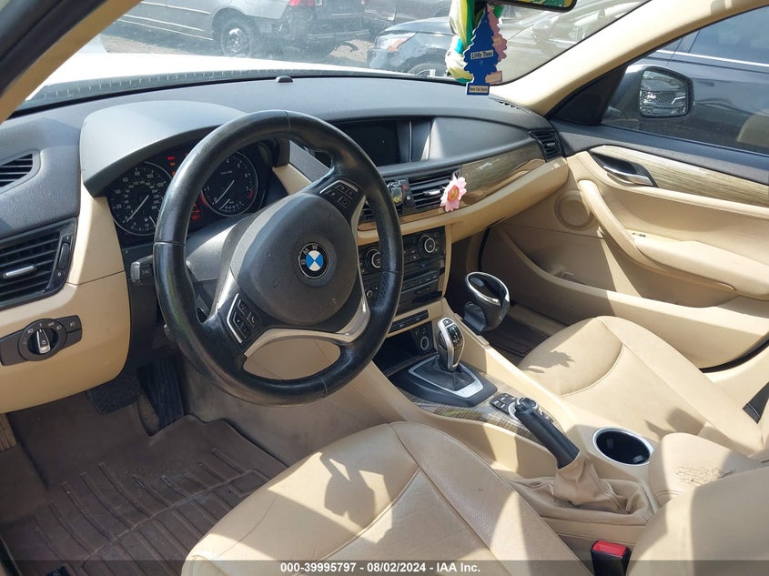 2013 BMW X1 Sdrive28I VIN: WBAVM1C51DVL64439 Lot: 39995797