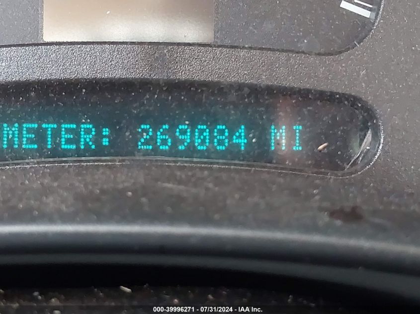 2005 Chevrolet Tahoe Ls VIN: 1GNEC13V35R144551 Lot: 39996271