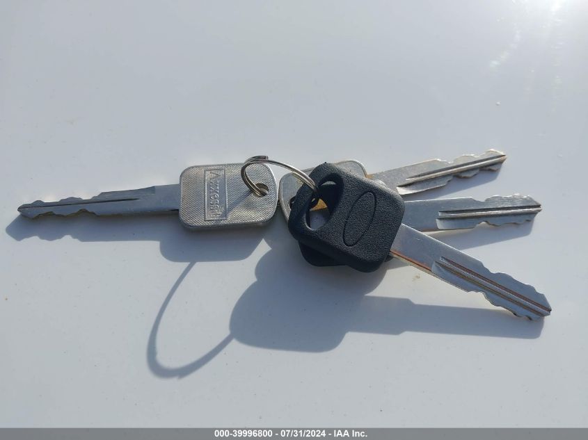 1997 Ford F-150 Lariat/Standard/Xl/Xlt VIN: 1FTDX1765VKA96975 Lot: 39996800