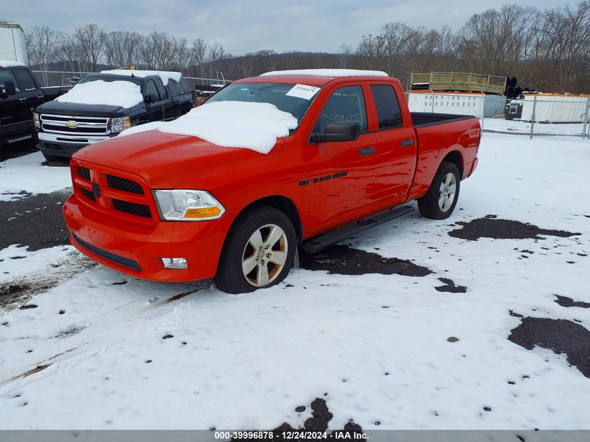Vin: 1c6rd7ft5cs264689, lot: 40484030, ram 1500 st 20122