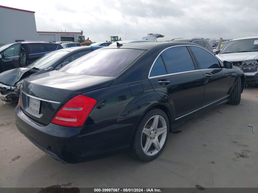 2010 Mercedes-Benz S 550 VIN: WDDNG7BBXAA288216 Lot: 39997067