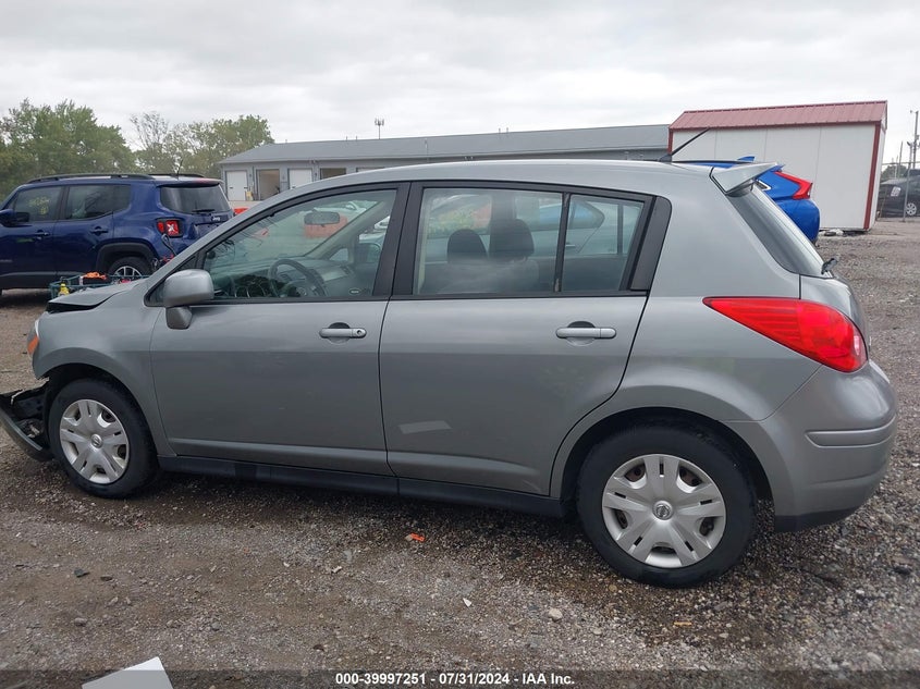 2012 Nissan Versa 1.8 S VIN: 3N1BC1CP2CK279918 Lot: 39997251