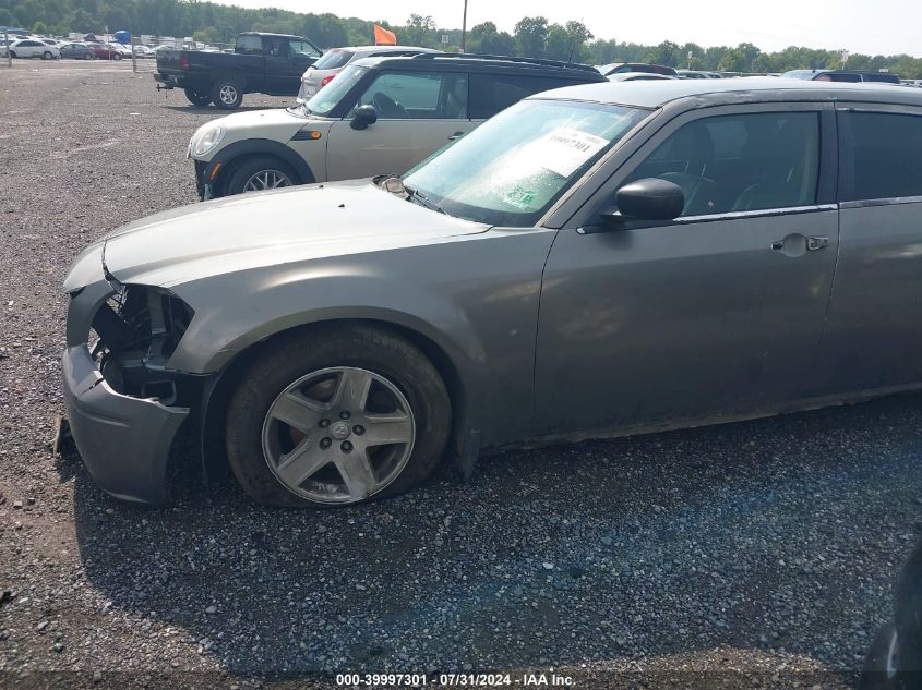 2005 Dodge Magnum Se VIN: 2D4FV48V65H112780 Lot: 39997301