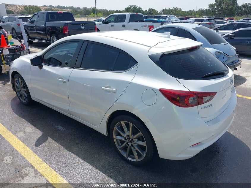 2018 MAZDA MAZDA3 GRAND TOURING - 3MZBN1M38JM225105