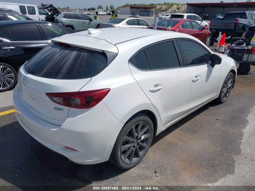 2018 MAZDA MAZDA3 GRAND TOURING - 3MZBN1M38JM225105