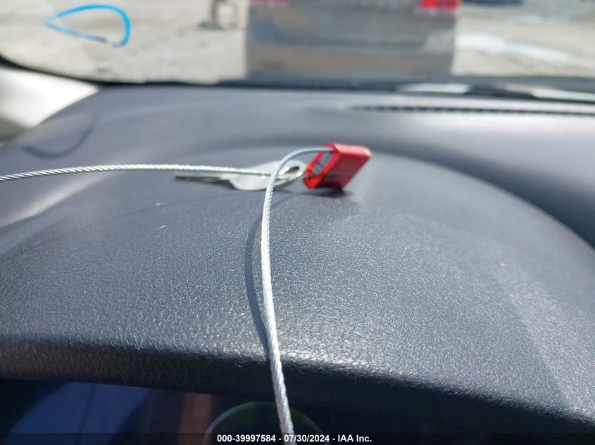 2015 Nissan Versa Note S (Sr)/S Plus/Sl/Sr/Sv VIN: 3N1CE2CP0FL401811 Lot: 39997584