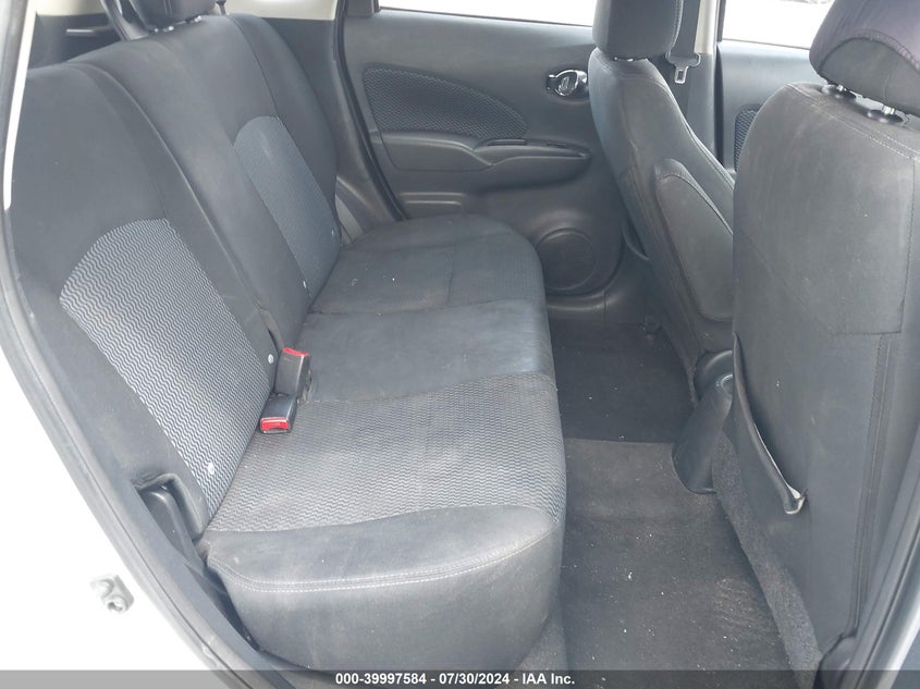 2015 Nissan Versa Note S (Sr)/S Plus/Sl/Sr/Sv VIN: 3N1CE2CP0FL401811 Lot: 39997584