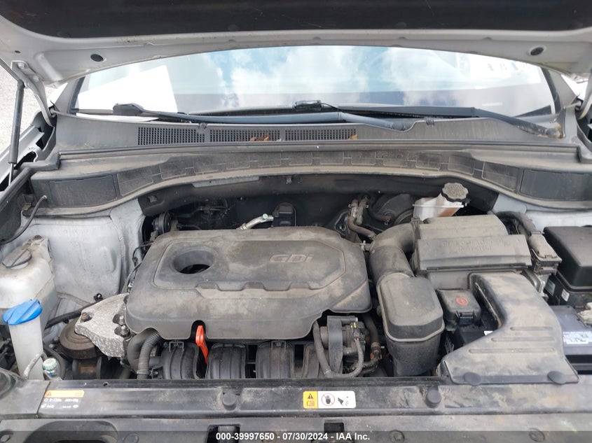 2017 Hyundai Santa Fe Sport 2.4L VIN: 5XYZT3LB0HG448127 Lot: 39997650