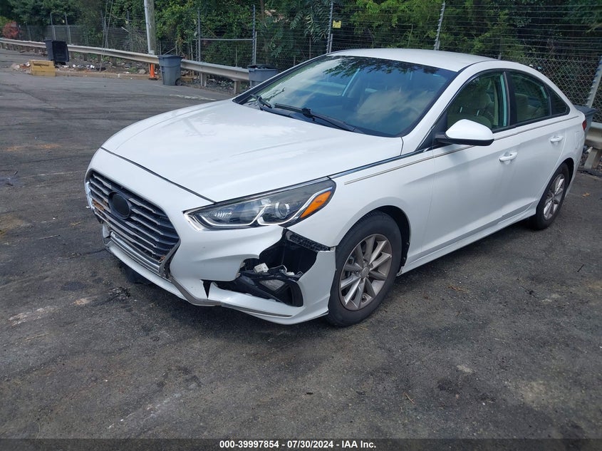 VIN 5NPE24AFXJH645883 2018 HYUNDAI SONATA SE