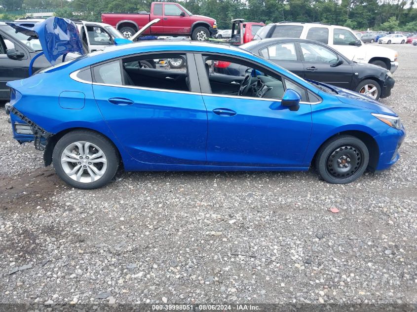 2019 Chevrolet Cruze Lt VIN: 1G1BE5SM1K7121193 Lot: 39998051