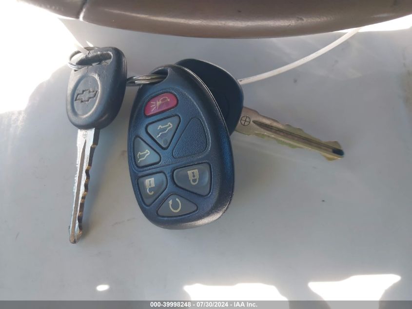 2010 Chevrolet Suburban 1500 Lt1 VIN: 1GNUKJE30AR210283 Lot: 39998248