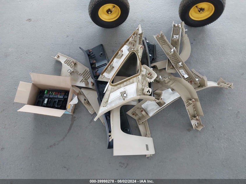 2014 Ford Fusion Se VIN: 3FA6P0HD1ER190837 Lot: 39998278