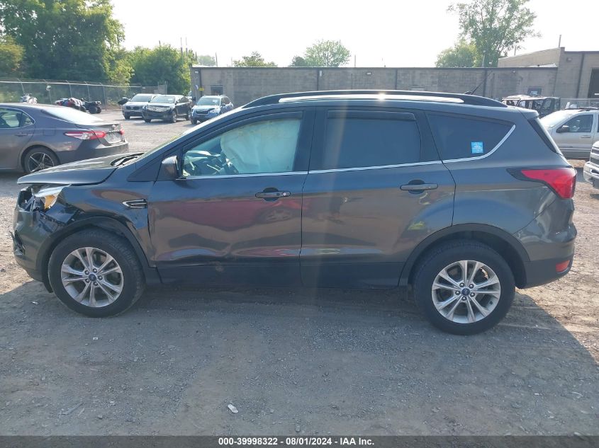 2019 FORD ESCAPE SE - 1FMCU9GD9KUB42921