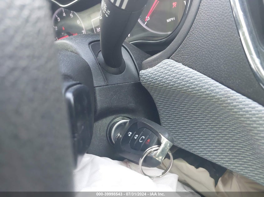 2019 CHEVROLET CRUZE LT - 1G1BE5SM8K7140985