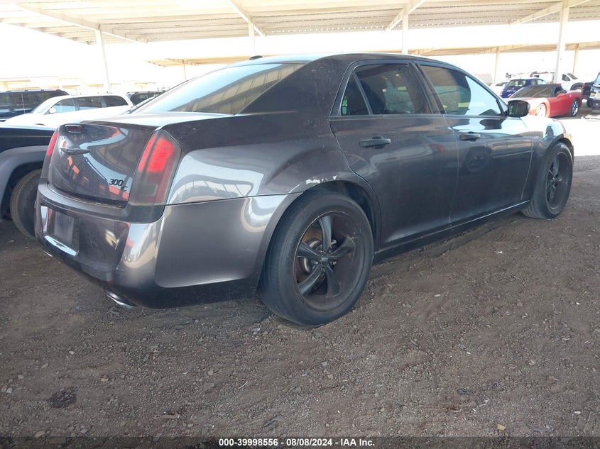 2014 Chrysler 300C John Varvatos Luxury Edition VIN: 2C3CCADG2EH140768 Lot: 39998556