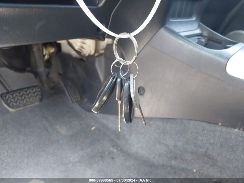 2004 Toyota Rav4 VIN: JTEGD20V240002425 Lot: 39998565