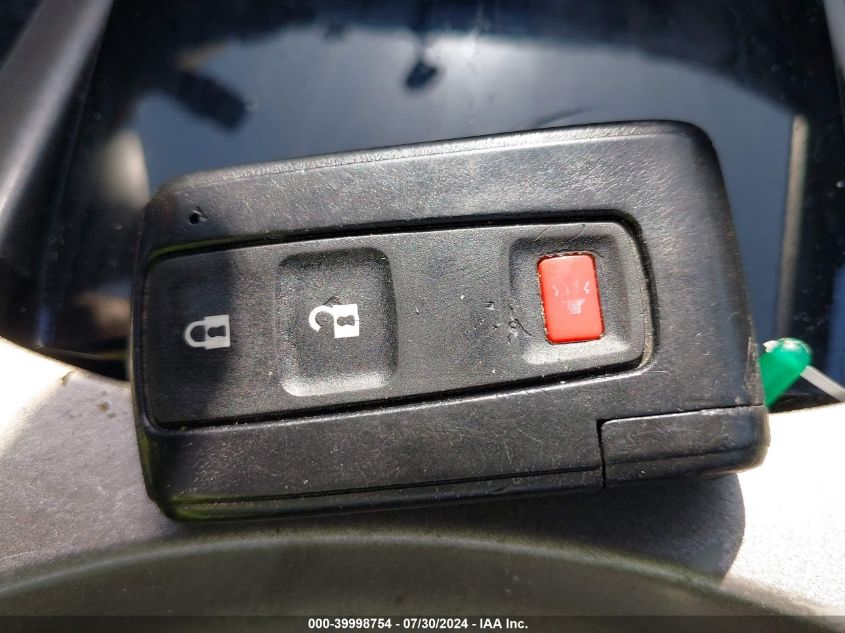 2004 Toyota Prius VIN: JTDKB20U440061410 Lot: 39998754