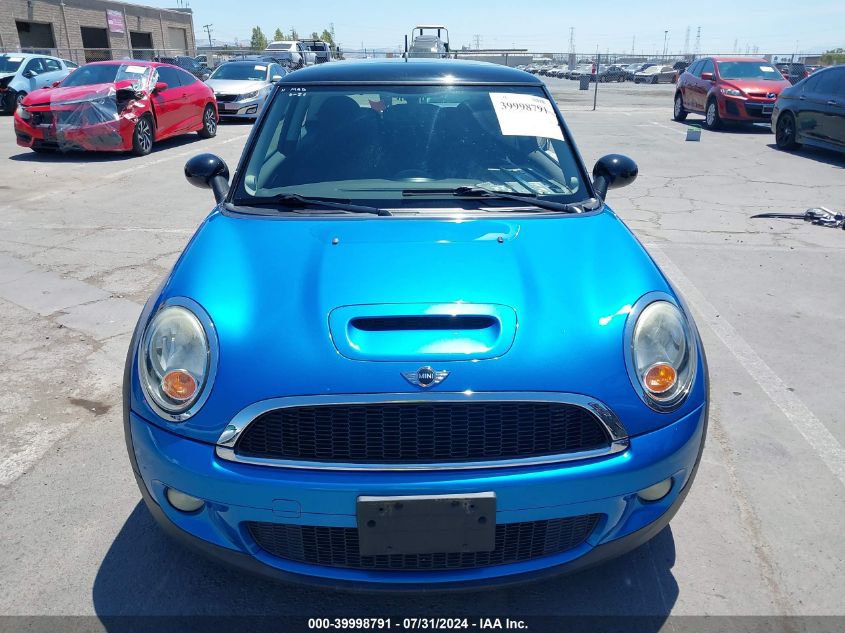 2010 Mini Cooper S VIN: WMWMF7C50ATZ72226 Lot: 39998791