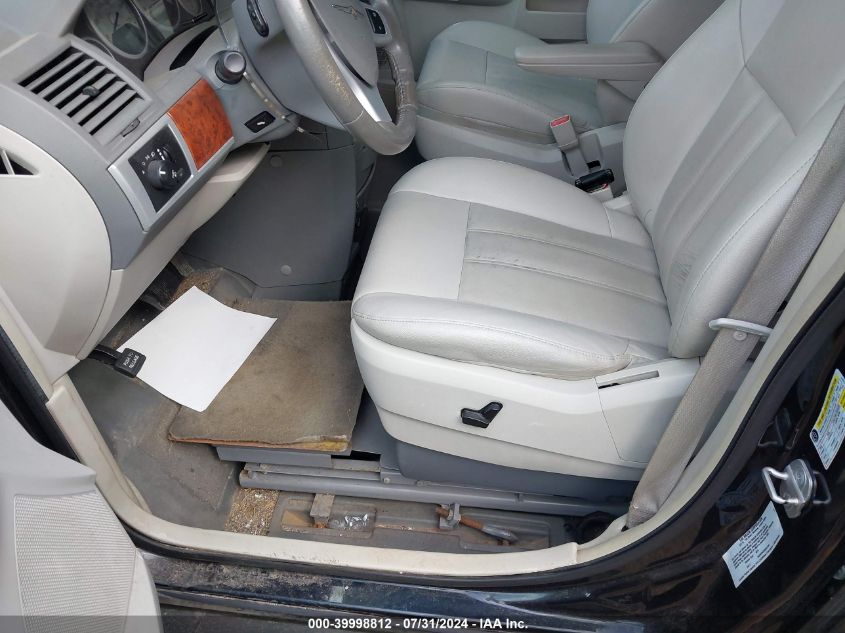 2008 Chrysler Town & Country Touring VIN: 2A8HR54P48R822484 Lot: 39998812