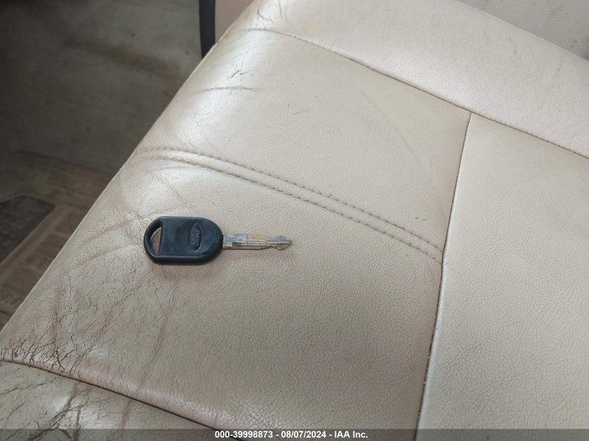 2010 Ford F-250 Lariat VIN: 1FTSW2BRXAEA68874 Lot: 39998873