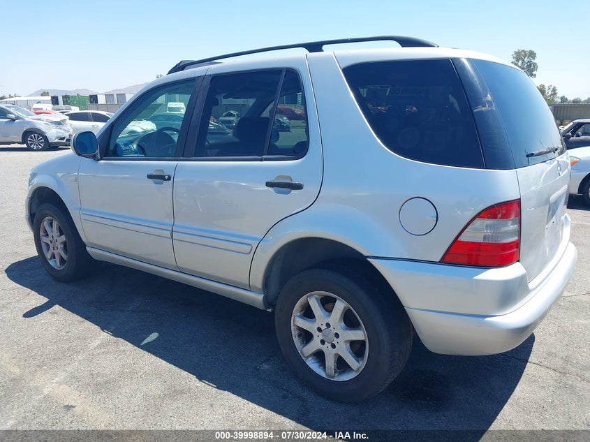 1999 Mercedes-Benz Ml 430 VIN: 4JGAB72E5XA132221 Lot: 39998894