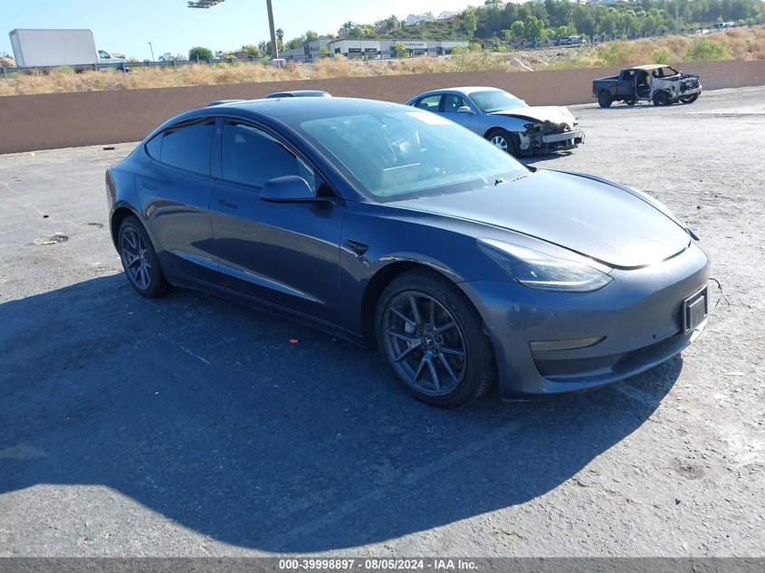 2022 TESLA MODEL 3  (VIN: 5YJ3E1EB8NF206593)