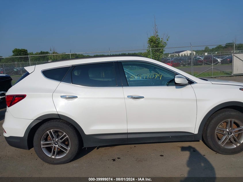 2017 Hyundai Santa Fe Sport 2.4L VIN: 5NMZUDLB2HH020939 Lot: 39999074