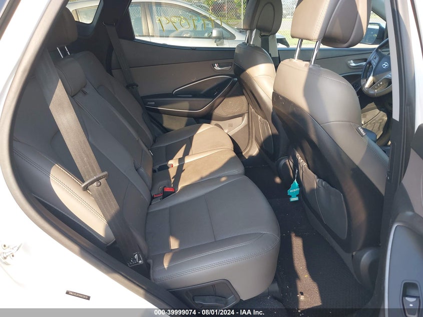 2017 Hyundai Santa Fe Sport 2.4L VIN: 5NMZUDLB2HH020939 Lot: 39999074