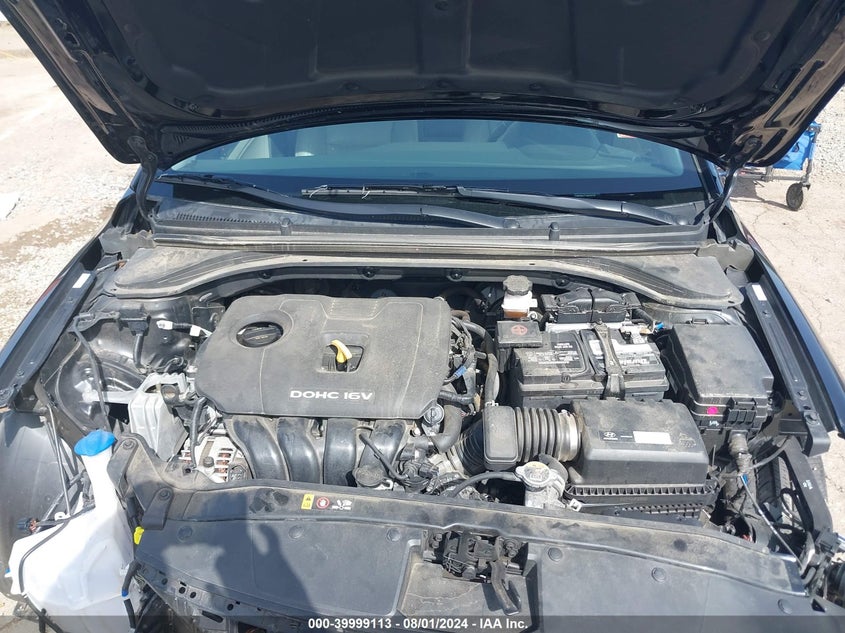 2017 HYUNDAI ELANTRA LIMITED - KMHD84LF1HU149728