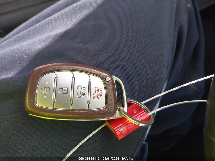 2017 HYUNDAI ELANTRA LIMITED - KMHD84LF1HU149728