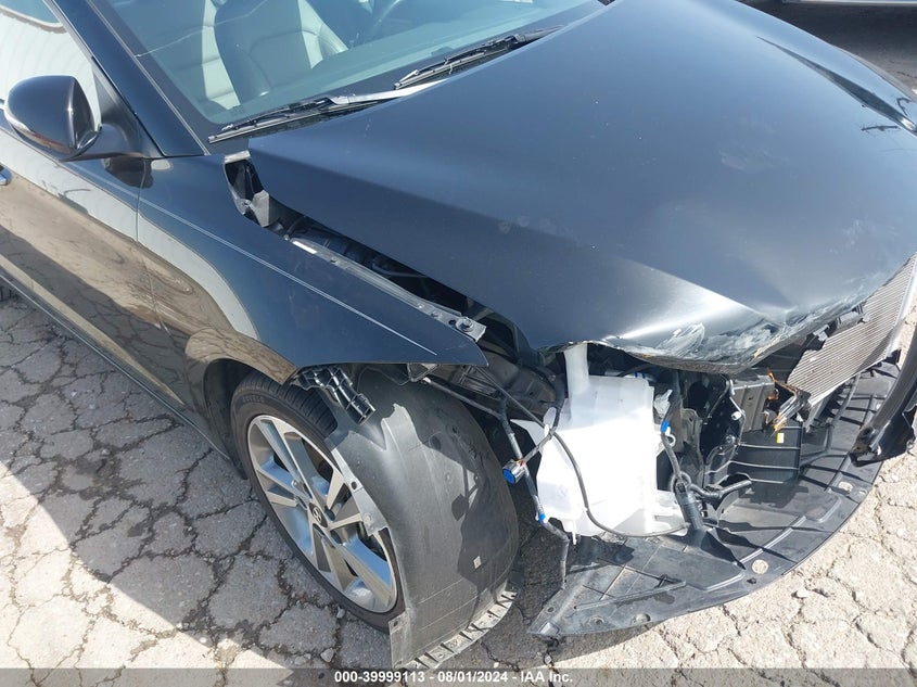 2017 HYUNDAI ELANTRA LIMITED - KMHD84LF1HU149728