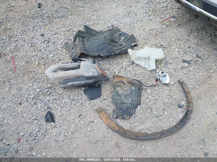 2017 NISSAN ROGUE SV - KNMAT2MV6HP571296