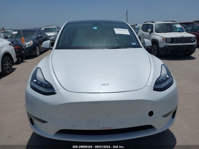 2022 Tesla Model Y VIN: 7SAYGDEE8NF312024 Lot: 39999340