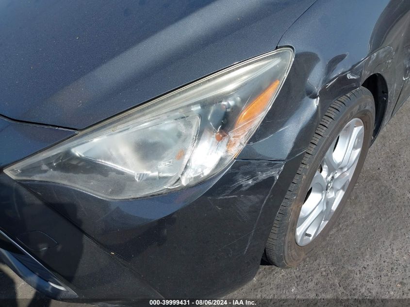 2017 Toyota Yaris Ia VIN: 3MYDLBYV7HY185851 Lot: 39999431