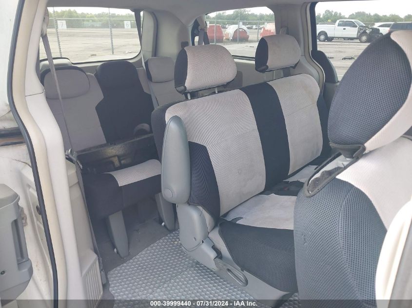 2008 Chrysler Town & Country Lx VIN: 2A8HR44H88R799570 Lot: 39999440