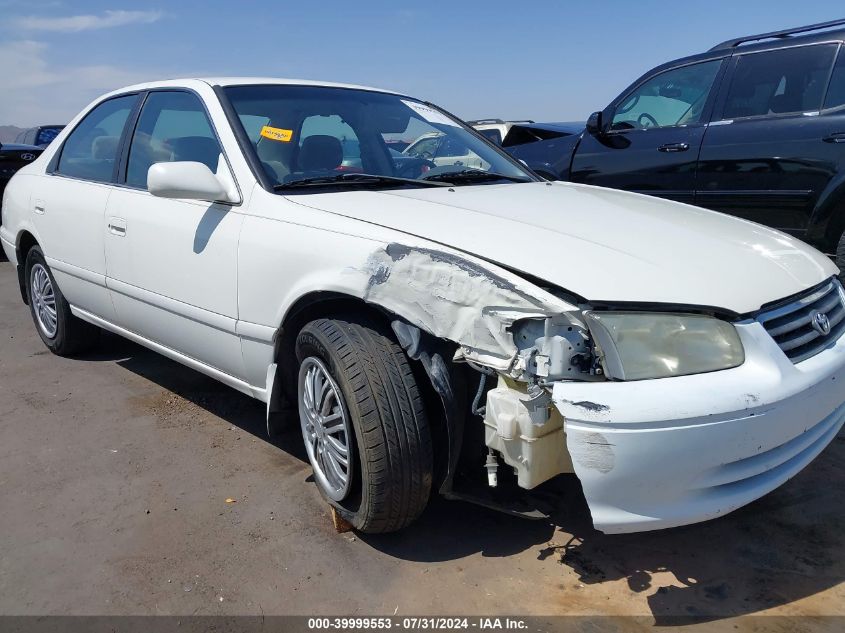 2001 Toyota Camry Le VIN: JT2BG22K310535834 Lot: 39999553