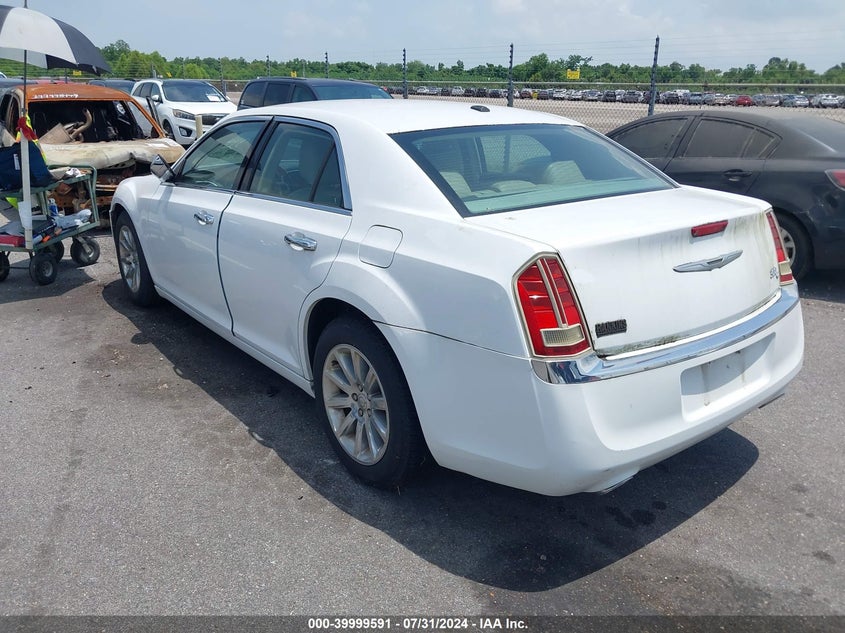 2013 Chrysler 300C VIN: 2C3CCAET4DH544696 Lot: 39999591